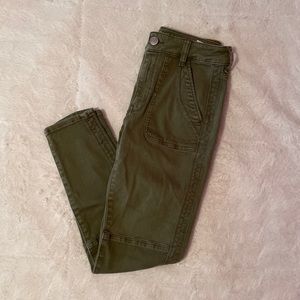 High-Rise Jegging Crop